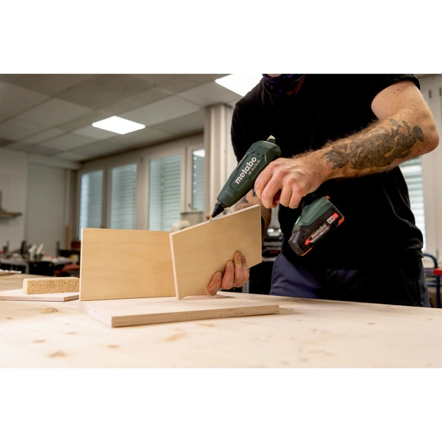 Клейовий пістолет Metabo HK 18 LTX 20, 18В, стрижні 11мм, подача 20г/хв (без АКБ та ЗП) (600797850) - picture 6