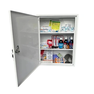 Автомобільна аптечка Poputchik 02-093-IS picture 1