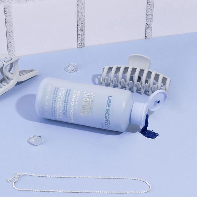 Кондиціонер для волосся Lee Stafford Bleach Blondes Ice White Conditioner 250 мл (5060282705630) - picture 4