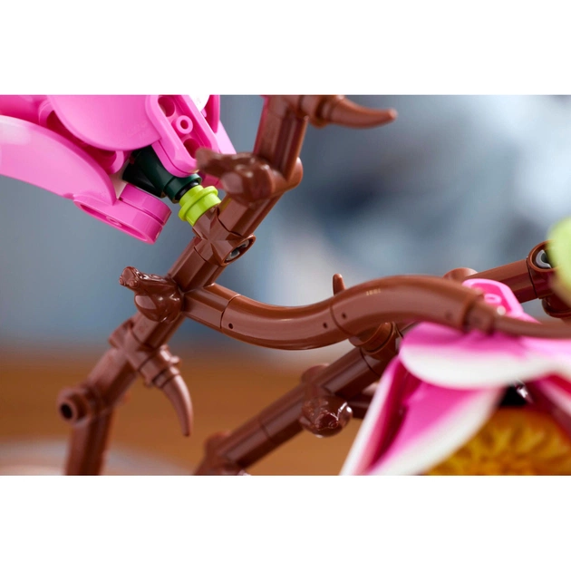 Конструктор LEGO Botanicals Magnolia Branches (11510) - зображення 9