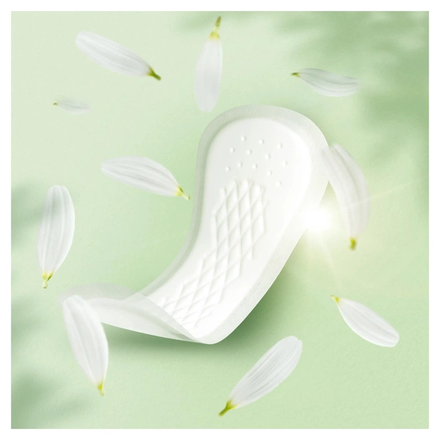 Ежедневные прокладки Naturella Сamomile Light 20 шт. (4015400240310) - изображение 5