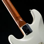 Електрогітара Mooer GTRS Standard S801 White - уменьшенное изображение 6