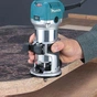 Фрезер Makita RT0700CX2J - уменьшенное изображение 4
