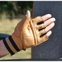 Рукавички для фітнесу MadMax MFG-248 Clasic Brown S (MFG-248-Brown_S) - зменшене зображення 3