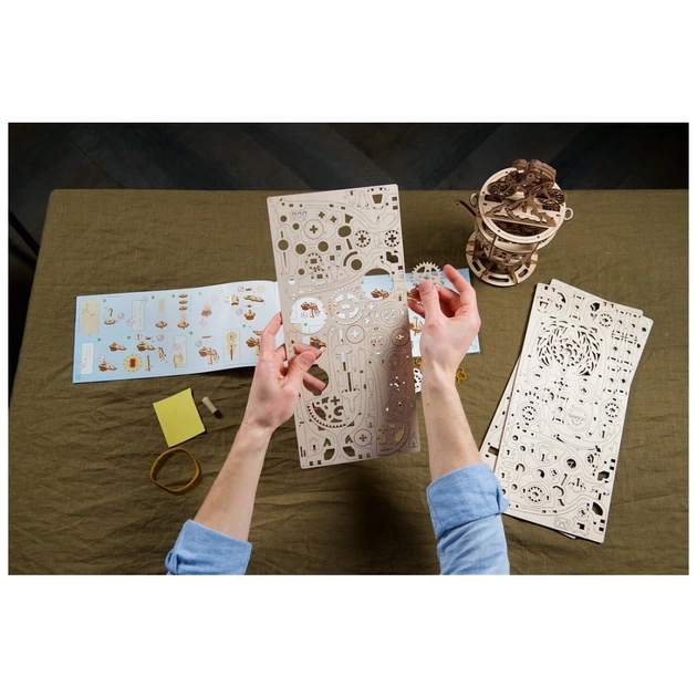 Конструктор Ugears Автоматон Велосипедист (6337280) - picture 11