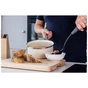 Ложка кухарська KitchenAid Coreline для сервіровки з прорізами, 33,8 см, сіра (KAS004OHCGG) - зменшене зображення 6