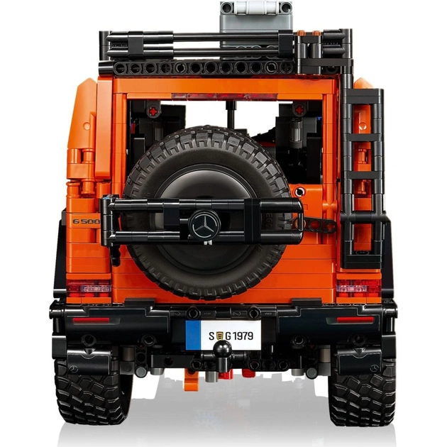 Конструктор LEGO Technic Mercedes-Benz G 500 PROFESSIONAL Line (42177) - изображение 4