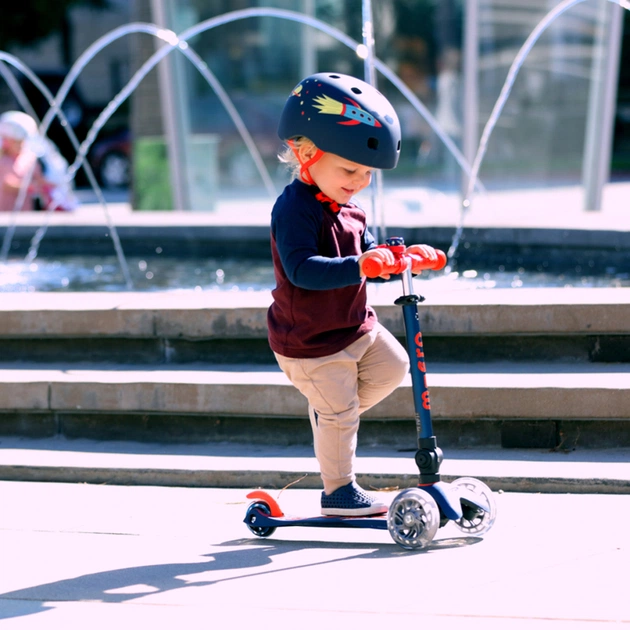 Самокат Micro Mini Deluxe Foldable LED" складний Синій" (MMD196) - изображение 11