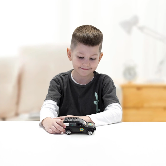 Машина TechnoDrive Автомодель серії Шеврони Героїв - Land Rover Defender 110 - ГУР МО (250364M) - picture 3