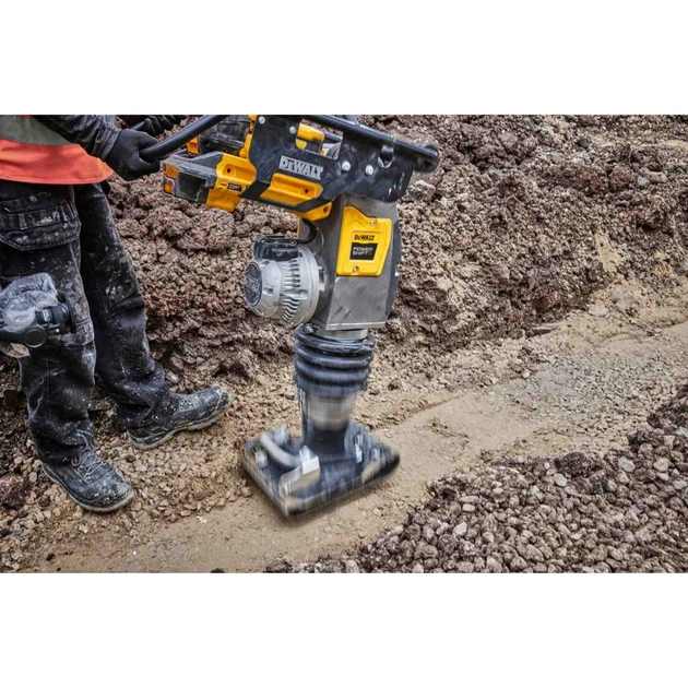 Вібротрамбувалка DeWALT POWERSHIFT Li-Ion 55V, 11.6 кН, 65 кг (без АКБ та ЗП) (DCPS660N) - picture 11