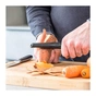 Овощечистка KitchenAid Classic вертикальна 22 см чорний (KCG112OHOBE) - уменьшенное изображение 4