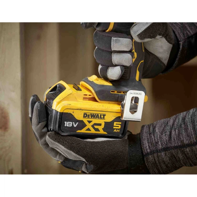 Шуруповерт DeWALT XR Li-Ion 18V 2x5Ah, 74 Нм, 0-450/0-1650 об/хв, 1.17 кг, TSTAK (DCD799P2T) - picture 9
