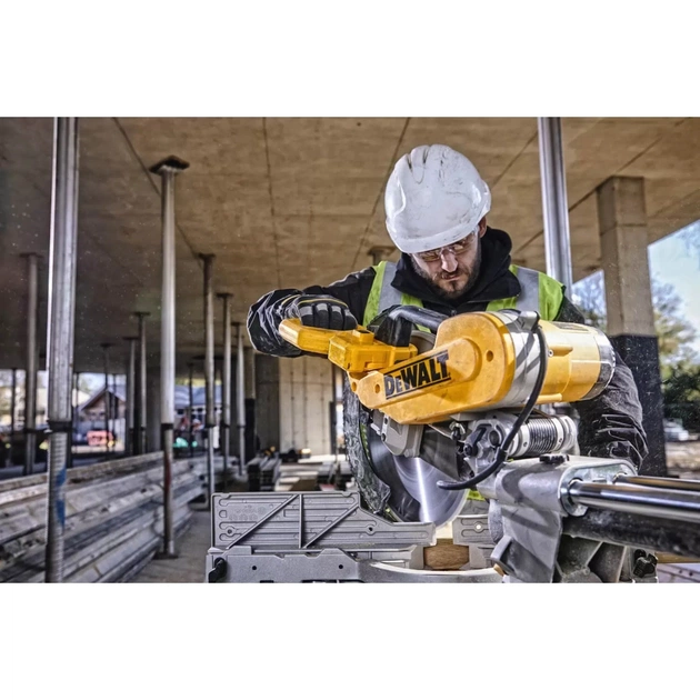 Торцювальна пила DeWALT 1675 Вт, диск 305х30 мм, 1900 - 3800 об/хв, XPS (DWS780) - picture 6