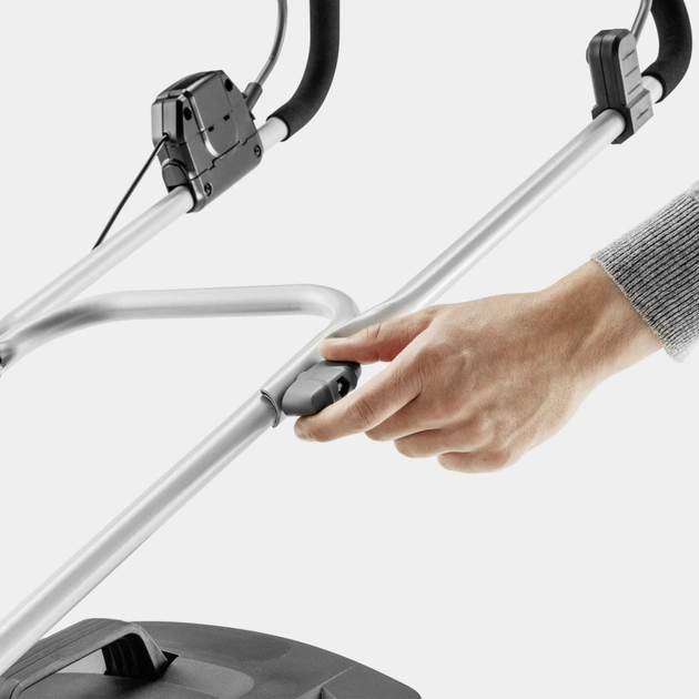 Газонокосарка Karcher LMO 2-18 Battery 18V, 32см, 25-60мм (без АКБ та ЗП) (1.445-400.0) - picture 2