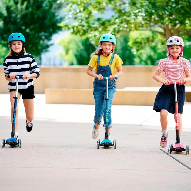 Самокат Micro Maxi Deluxe Foldable LED Зелений (MMD097) - picture 7