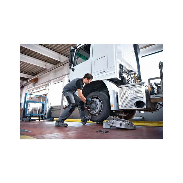 Гайковерт Bosch ударний GDS 18V-1050 H, 18В, 2x5.0 GAL1880 L-Box (0.601.9J8.522) - picture 9