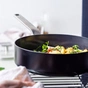 Сотейник GreenPan Evolution з кришкою 26 см, 3,7 л (CC007086-001) - зменшене зображення 5