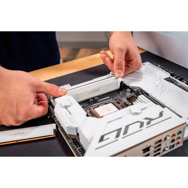 Модуль пам'яті для комп'ютера DDR5 16GB 6400 MHz Pro Overclocking White Micron (CP16G64C38U5W) - picture 10