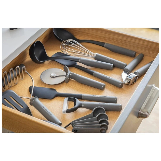 Прес для часнику KitchenAid Coreline 19 см сірий (KAS132OHCGG) - picture 7