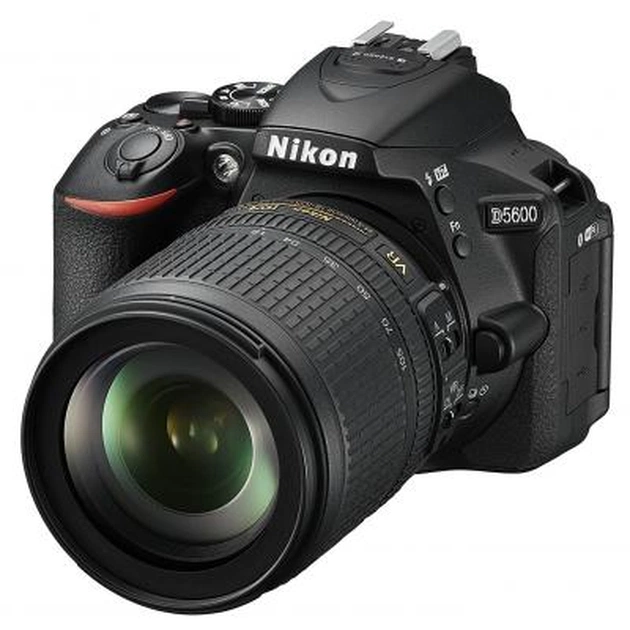 Цифровий фотоапарат Nikon D5600 AF-S 18-105 VR Kit (VBA500K003) - зображення 1