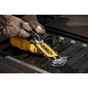 Ланцюгова пила DeWALT міні, 18 XR Li-ion 5Ah, безщіткова, шина 20 см (DCMPS520P1) - уменьшенное изображение 7