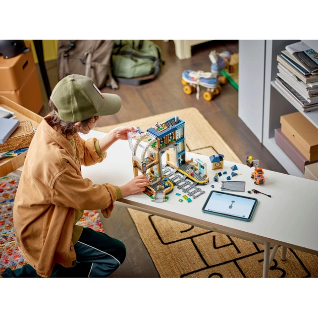 Конструктор LEGO City Центральний залізничний вокзал (60469) - picture 9