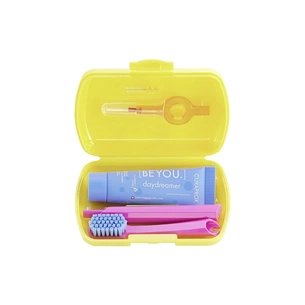 Набір косметики Curaprox Be You Yellow Дорожній гігієнічний (7612412429862) picture 1