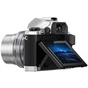 Цифровий фотоапарат Olympus E-M10 Pancake Zoom 14-42 mm Kit silver/black (V207024SE000) - зменшене зображення 5
