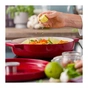 Сотейник KitchenAid Cast Iron чавунний з кришкою, 26 см, 2,77 л, червоний (CC009009-001) - зменшене зображення 6