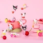 Фігурка Pop Top сюрприз Hello Kitty та друзі Вишеньки (24MQD-007) - зменшене зображення 4