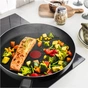 Сковорода Tefal Hard Titanium Essential 28 см (C3880642) - зменшене зображення 4