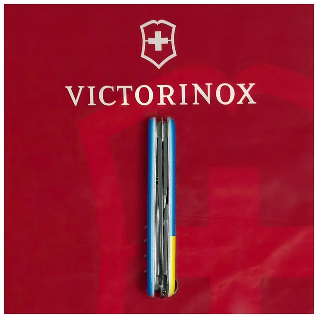 Ніж Victorinox Spartan Ukraine 91 мм Герб на прапорі вертикальний (1.3603.7_T3030p) - зображення 8