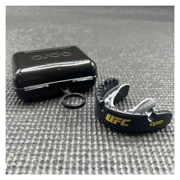 Капа Opro Gold Braces під брекети Blackl/Silver (102518001) (UFC_Gold_Braces_Bl/Silver) - picture 9