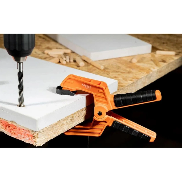 Струбцина Neo Tools затискач пружинний, пластик, 100мм (45-523) - picture 3