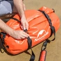 Дорожня сумка Naturehike баул водонепроникний NH20FSB03 60 л червона (6927595744284) - зменшене зображення 6