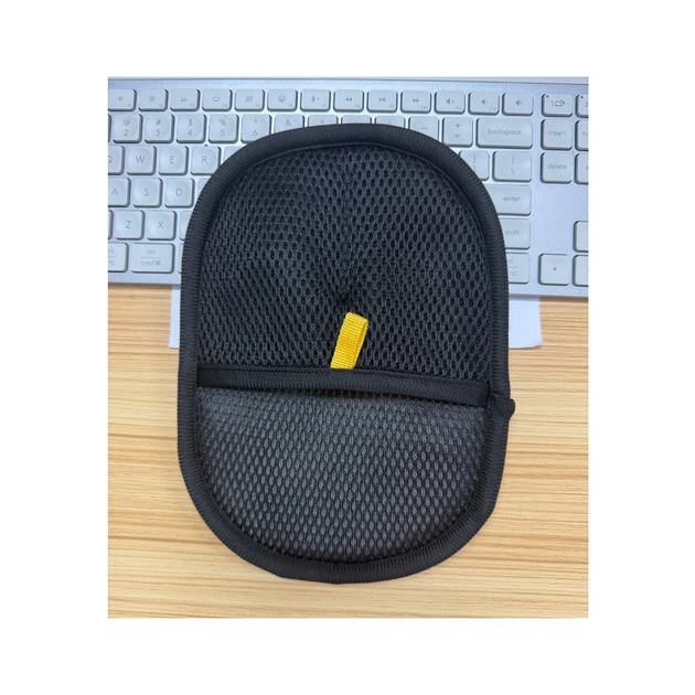 Гребінець для тварин Lapka електростатична рукавичка-щітка (LPK-26) - picture 5