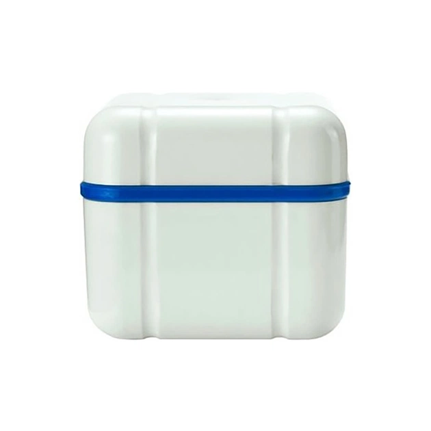 Футляр для зубних протезів Curaprox З решіткою Синій 1 шт. (7612412300109) - picture 1