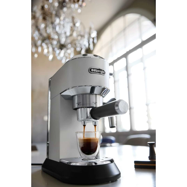 Ріжкова кавоварка еспресо DeLonghi EC685W - picture 7