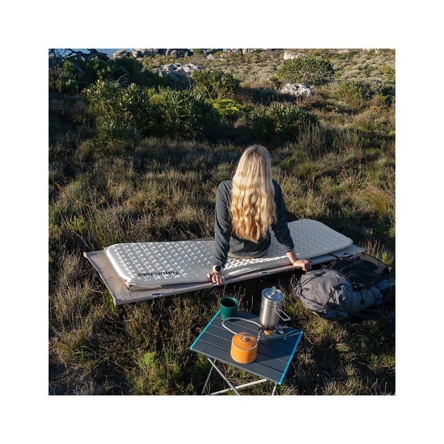 Туристичний килимок Naturehike Самонадувний надлегкий одномісний CNK2300DZ013 35 мм світло-сірий (6976023926976) - зображення 5