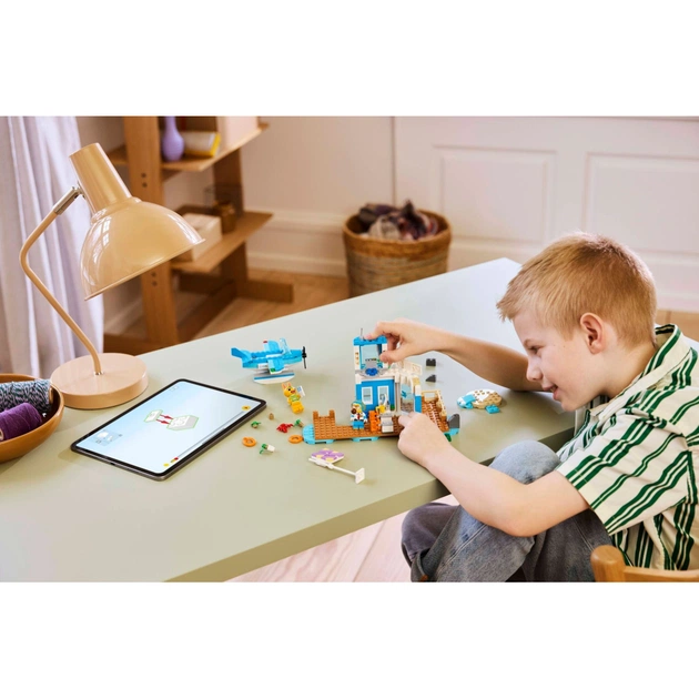 Конструктор LEGO Animal Crossing Літайте з Dodo Airlines (77051) - picture 11