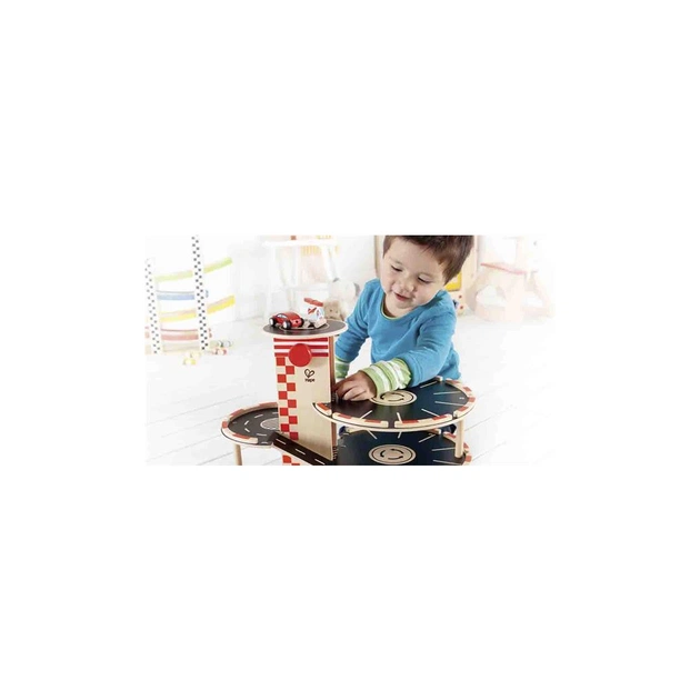 Автотрек Hape дерев'яний з паркінгом та вертолітним майданчиком (E3002) - picture 8