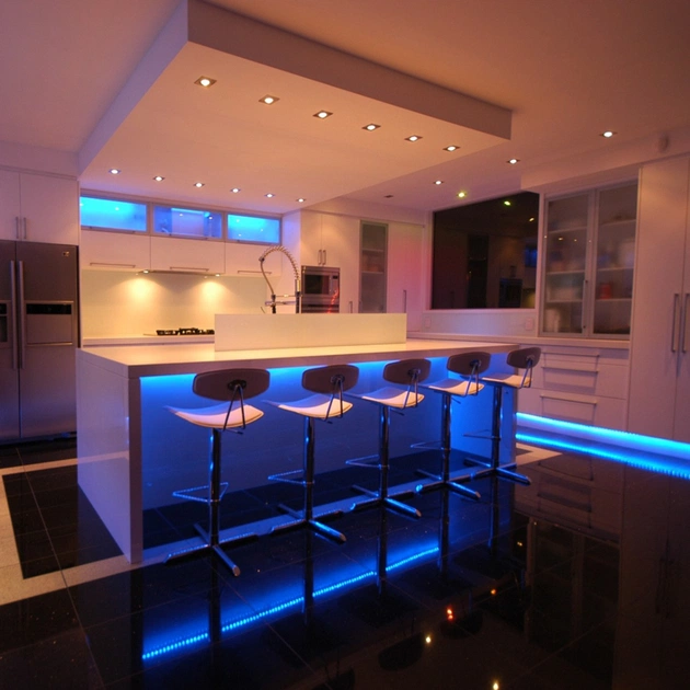 Лампочка Eurolamp LED SMD MR16 11W 990Lm GU10 3000K 220V (LED-SMD-11103(P)) - picture 4