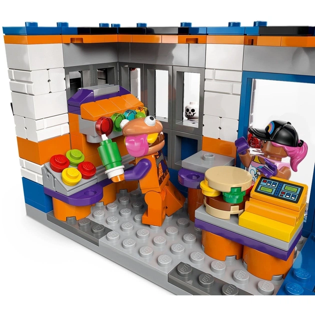 Конструктор LEGO Fortnite Durrr Burger ресторан (77076) - picture 9