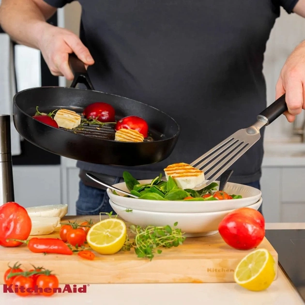 Лопатка кухонная KitchenAid Classic з прорізами 32 см чорний (KHH024OHOBEG) - изображение 4