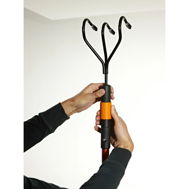 Сапа Fiskars Gardening розпушувач QuikFit 30.5см, 0.41кг (1000680) - picture 6