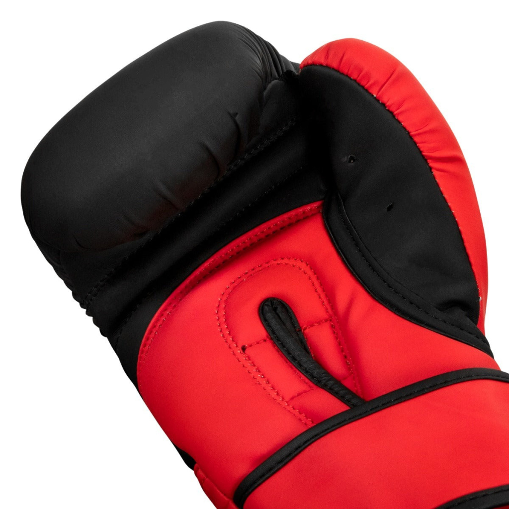 Боксерські рукавички Title Boxing Guts and Glory Black/Red S 10oz (GGBG S BK/RD) - зображення 8