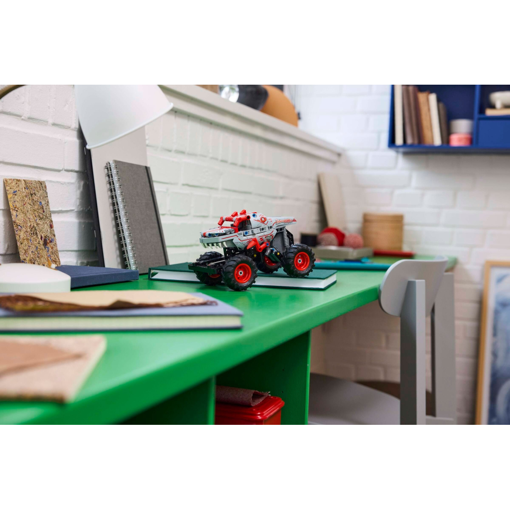 Конструктор LEGO Technic Monster Jam ThunderROARus з інерційним двигуном (42200) - зображення 9