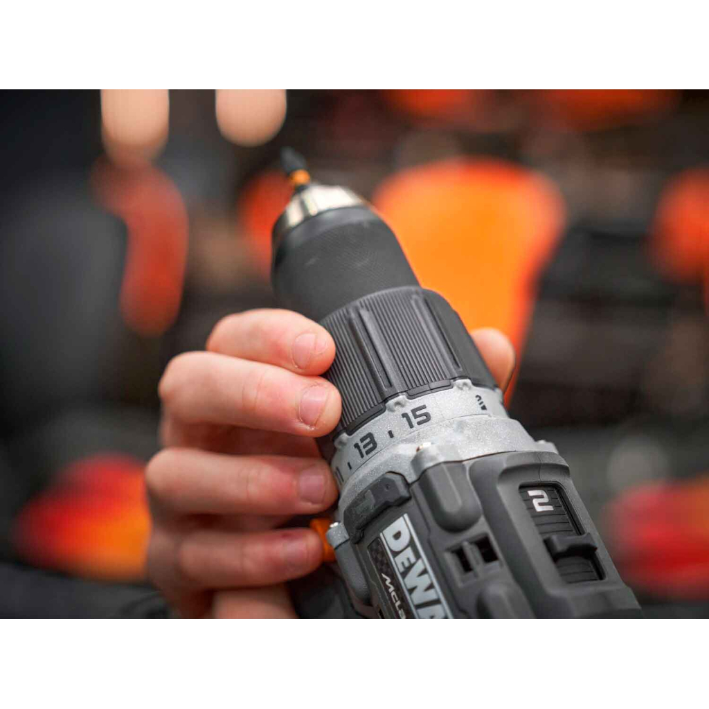 Набір електроіструментів DeWALT McLaren F1, 18V XR Li-lon, 2 шт. кейс, 2 АКБ, ЗП (DCK200MP2T) - picture 15