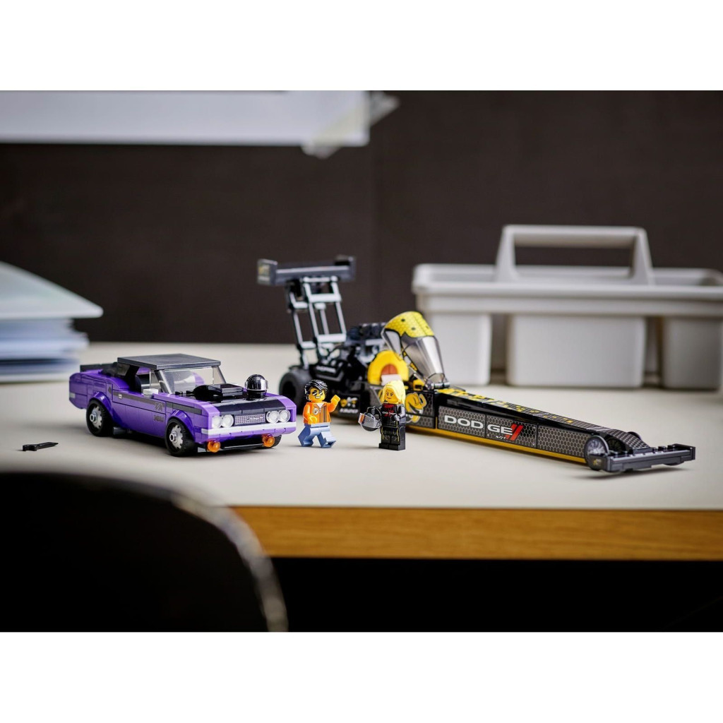 Конструктор LEGO Speed Champions Mopar Dodge//SRT Top Fuel Dragster and 1970 (76904) - зображення 4