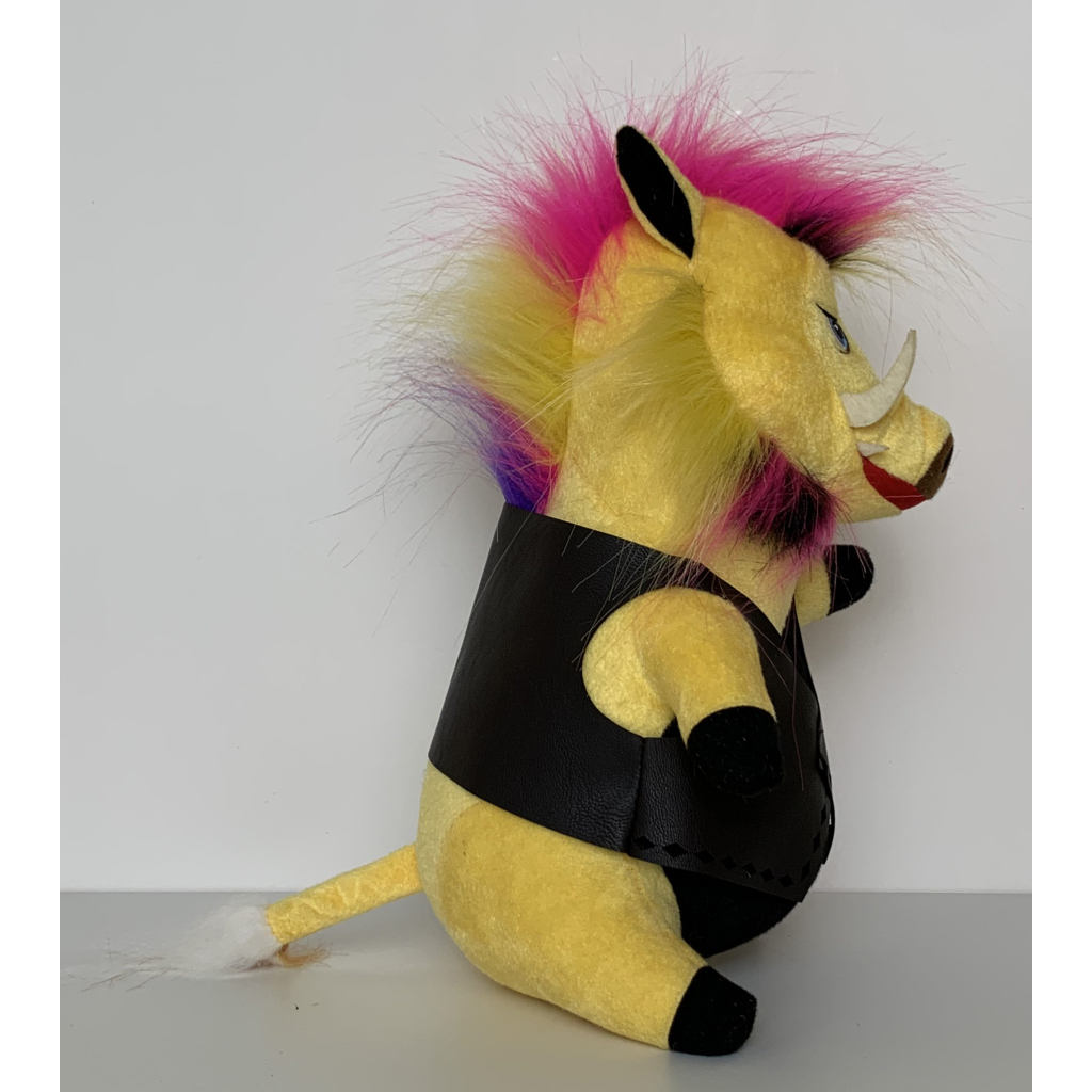 М'яка іграшка WP Merchandise Кабан Рок Зірка (FWPROCKSTAR22MC00) - зображення 4